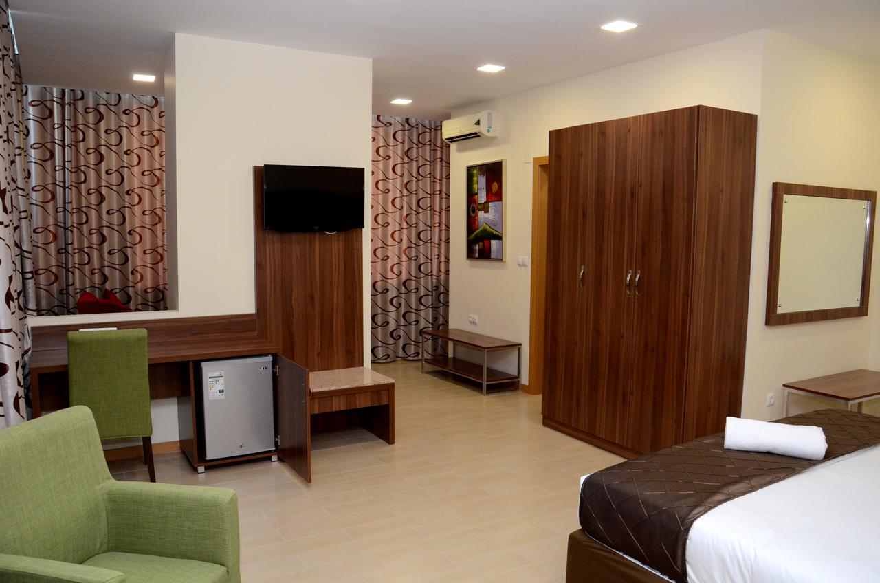 Blu Sky Hotel Maputo Extérieur photo